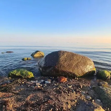 아파트 Post Hiddensee In